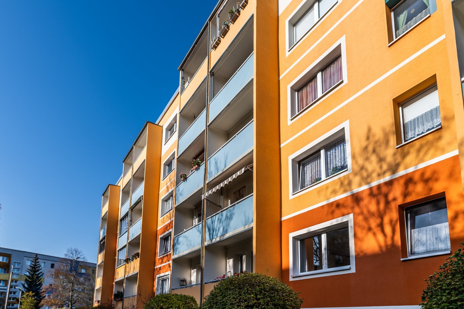 Außenansicht eines Wohnhauses