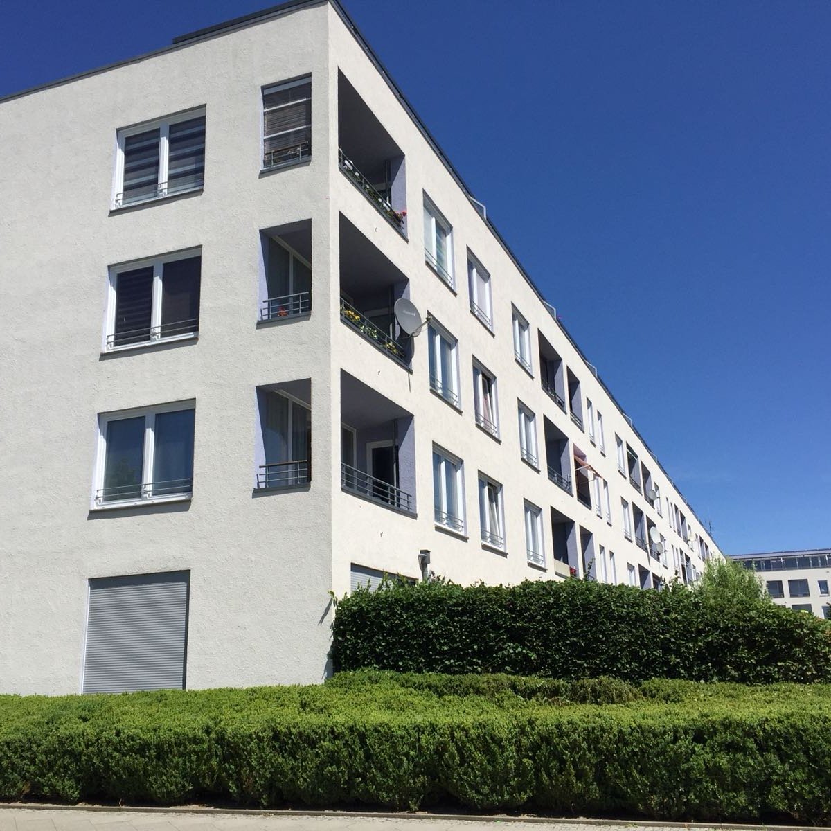 Außenansicht des Gebäudes von hinten
