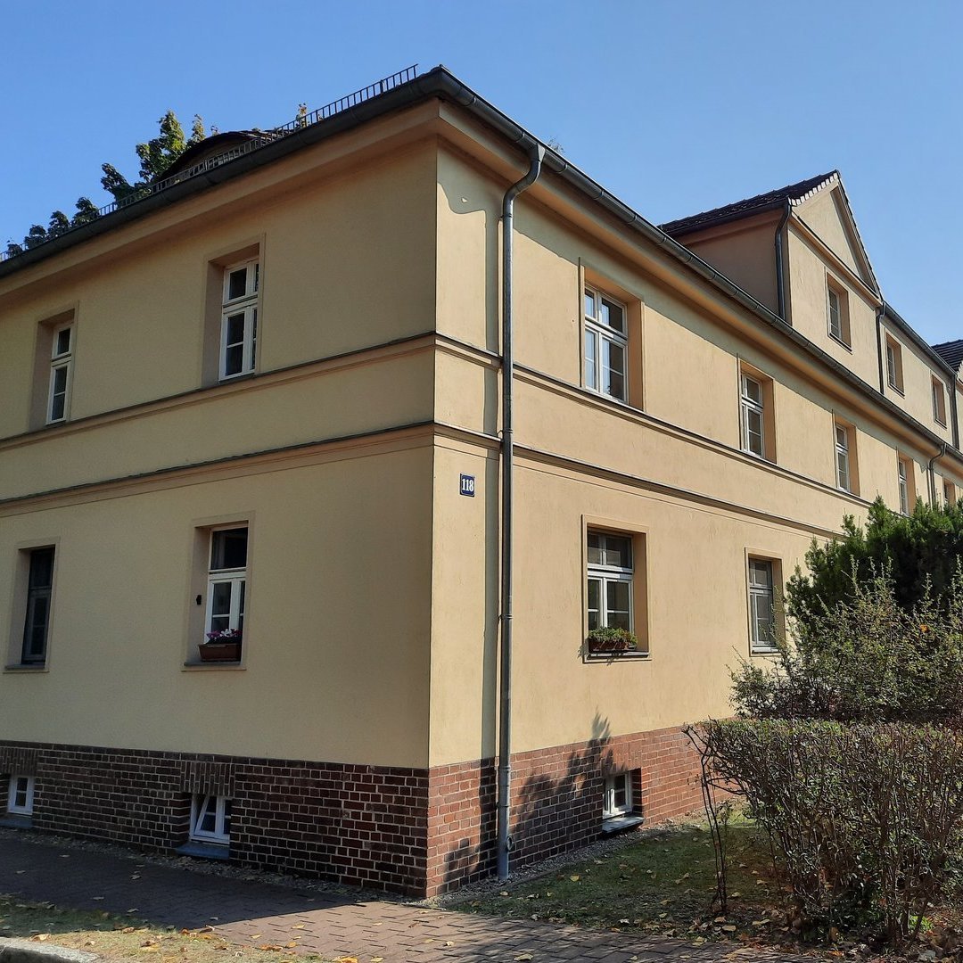 Außenansicht des Wohnblocks von der anderen Seite