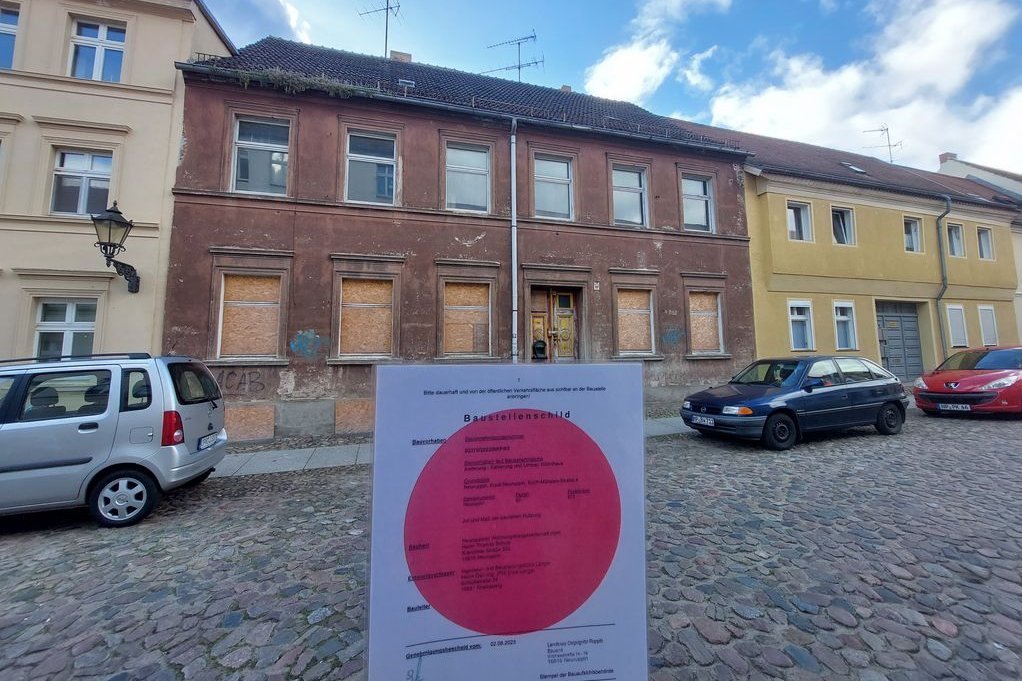 Das Gebäude der Erich-Mühsam-Straße 4